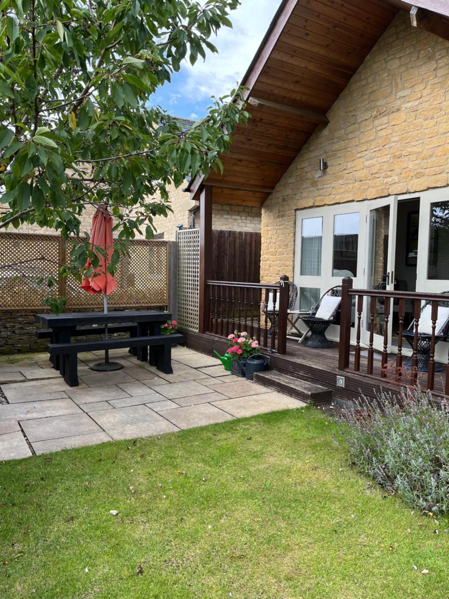 3 Bedroom 5* Barn Conversion Cotswolds 치핑노턴 외부 사진